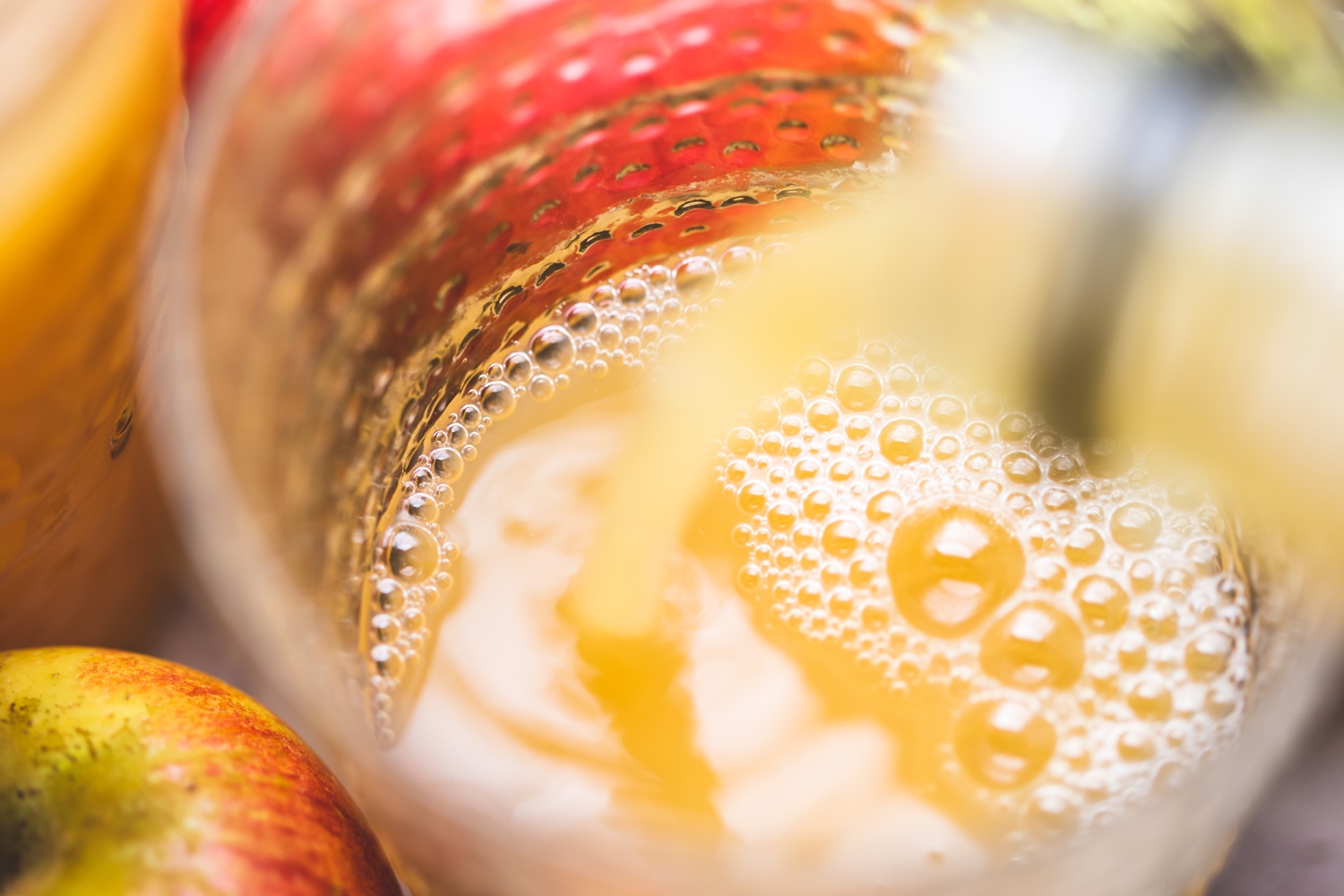Luscombe English apple juice